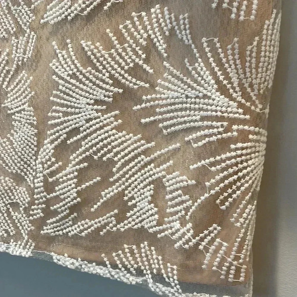 MissGuided White Dress  - Picture 5 of 8